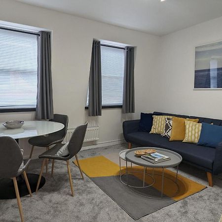 Charming & Quaint Old Compton Apartamento - Quiet Guests Only Allowed, No Parties Allowed, Over 25 Years Old Or Families Londres Extérieur photo