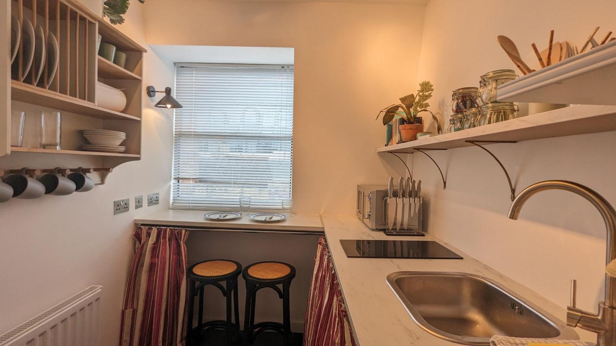 Charming & Quaint Old Compton Apartamento - Quiet Guests Only Allowed, No Parties Allowed, Over 25 Years Old Or Families Londres Extérieur photo