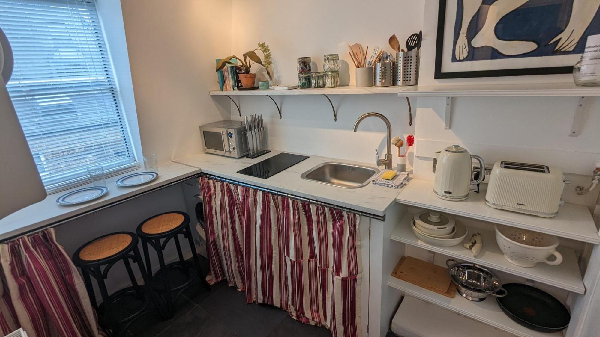 Charming & Quaint Old Compton Apartamento - Quiet Guests Only Allowed, No Parties Allowed, Over 25 Years Old Or Families Londres Extérieur photo