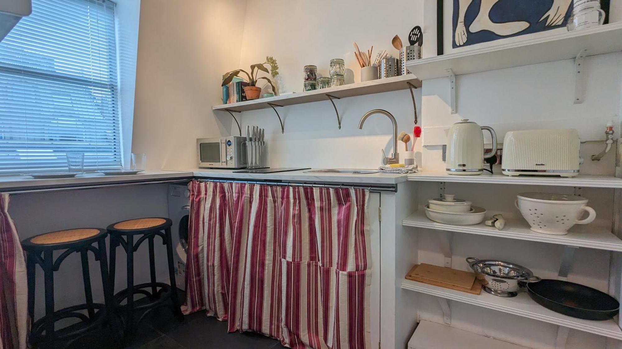 Charming & Quaint Old Compton Apartamento - Quiet Guests Only Allowed, No Parties Allowed, Over 25 Years Old Or Families Londres Extérieur photo